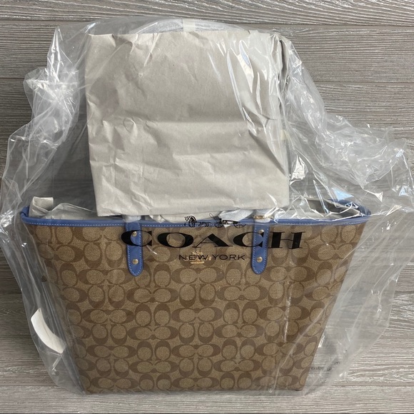 LAST ONE! COACH Blue Floral Reversible Peony Floral CityTote - Picture 3 of 8